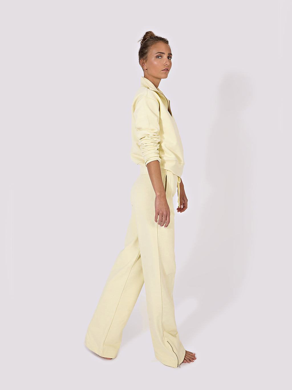 Mara Joggers in Creamy Yellow, ÔNNE activewear