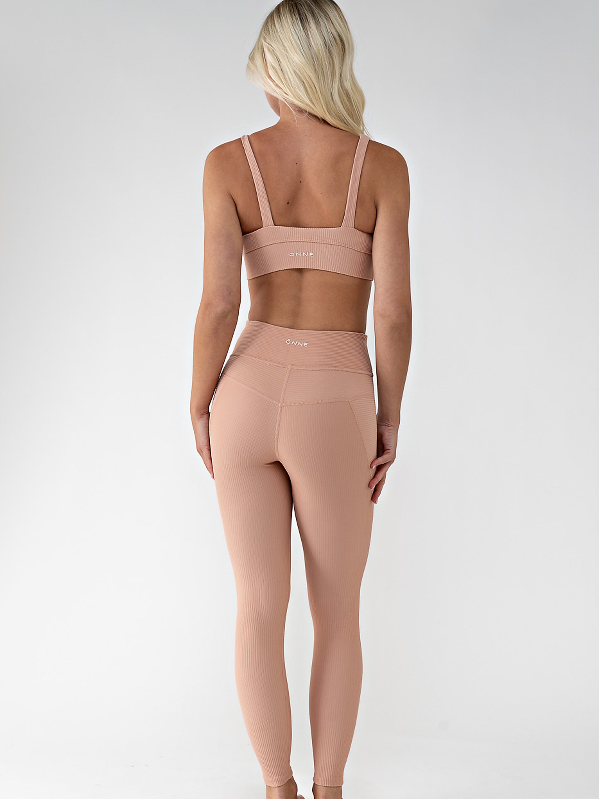 Zoe Leggings in Nude, ÔNNE activewear