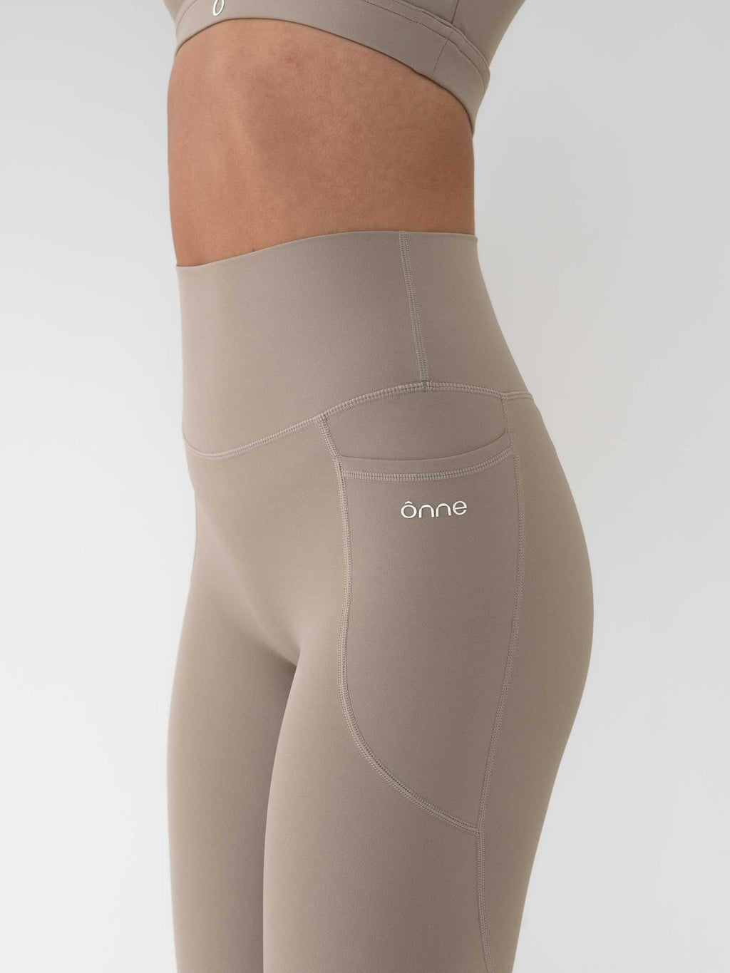 Bark Leggins in Sand Brown, ÔNNE activewear