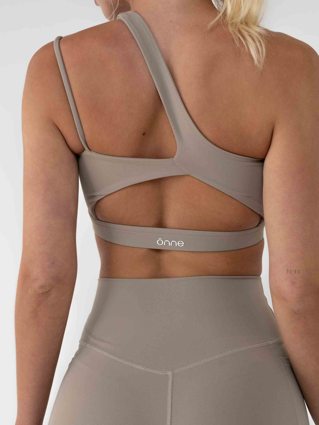 Nora Top in Sand Brown, ÔNNE activewear