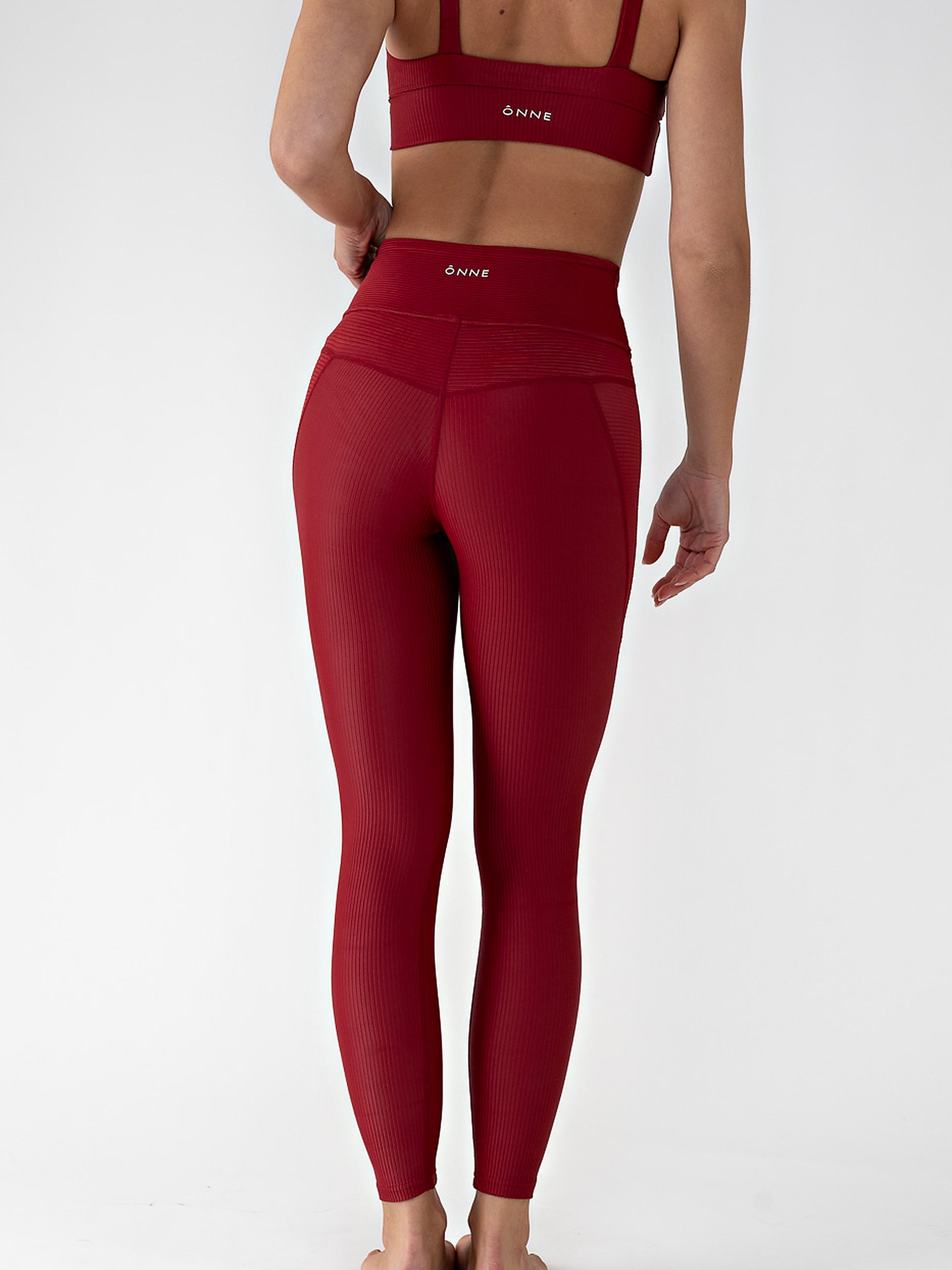 Zoe Leggings in Wine, ÔNNE activewear